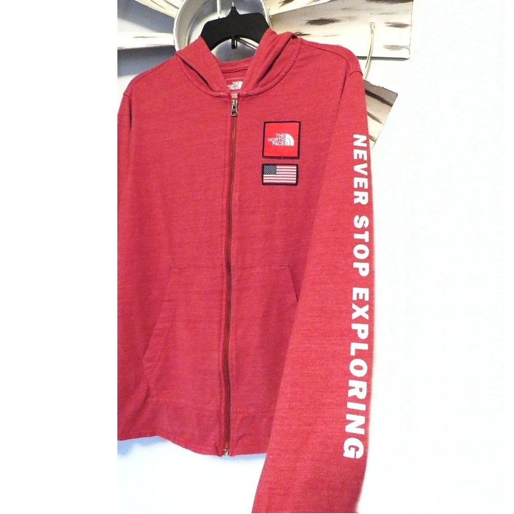 The North Face Men's Medium Zip Hoodie Red Heather Never Stop Exploring USA Flag